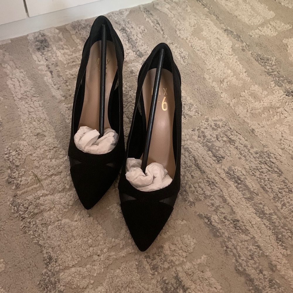 Black Dahlen pump, Mix no 6, worn once!!